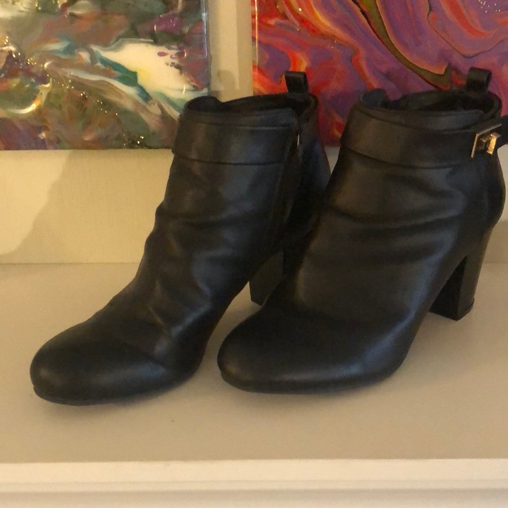 Unlisted by Kenneth Cole Black Ankle Boots